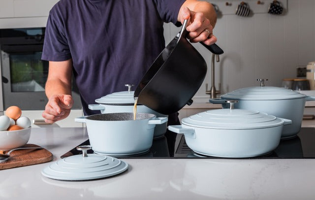 Mastercraft Cast Aluminium Casserole Dish, 4L, Sky Blue