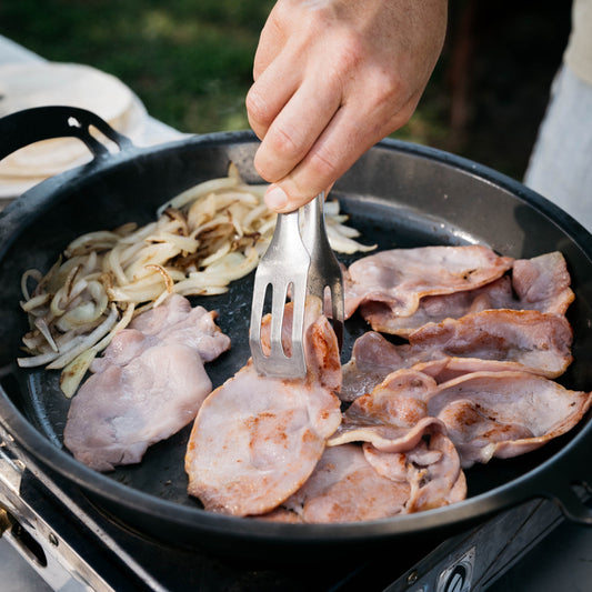 Aus-ion Quenched ™ 30cm Dual Handle Bigga Skillet Iron