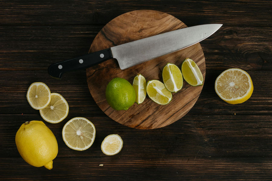 KITCHEN KNIVES