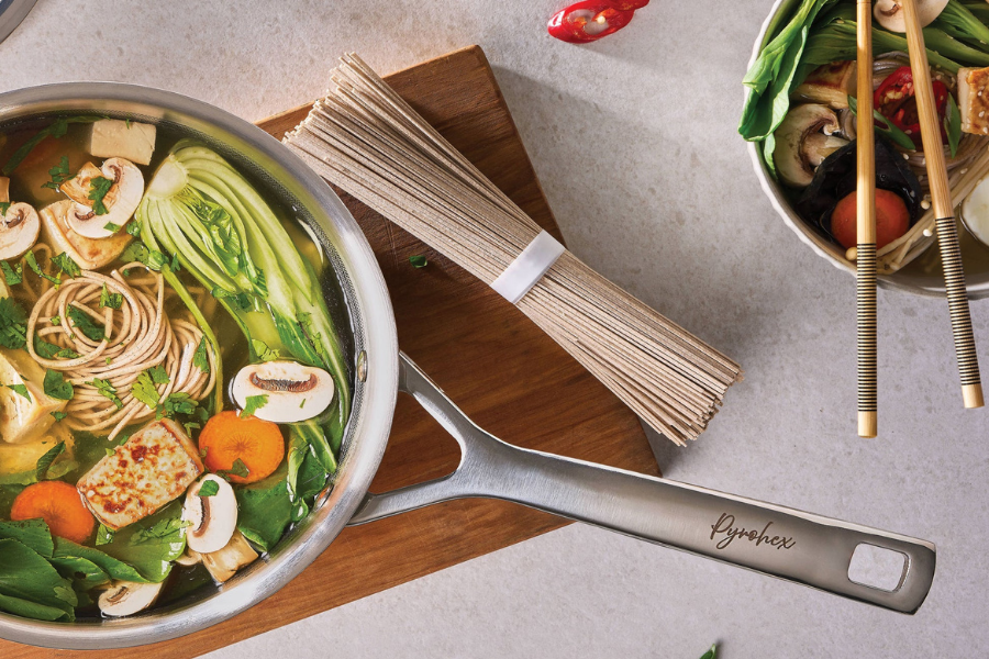 COOKING PANS