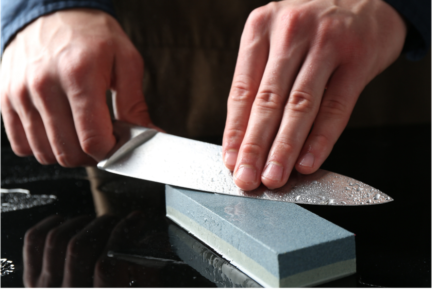 KNIVES SHARPENING & STORAGE