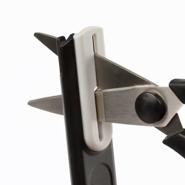 Kitchen Scissors With Sharpener