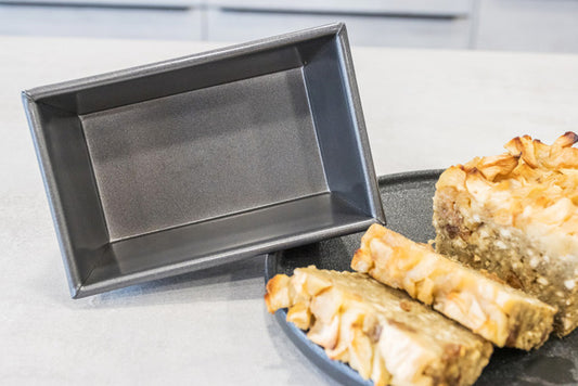 Mc Heavy Base Box Sided Loaf Pan 15x9cm