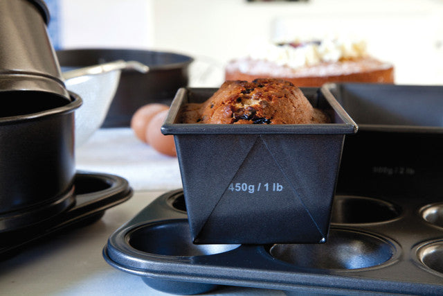 Mc Heavy Base Box Sided Loaf Pan 15x9cm