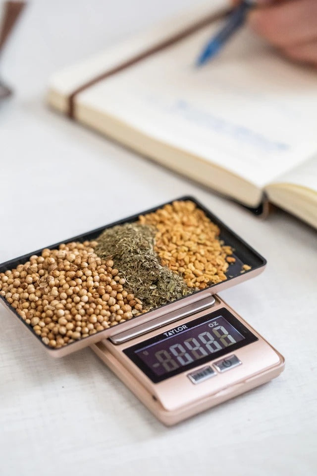 Taylor 0.01G Precision Pocket Kitchen Scales In Gift Box, Plastic / Stainless Steel - Rose Gold