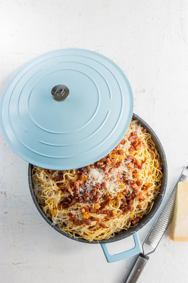 Mastercraft Cast Aluminium Shallow Casserole Dish, 4L, Blue