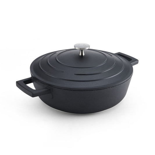 MasterCraft Cast Aluminium Shallow Casserole Dish, 2.5L, Black