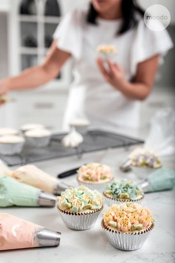 Mondo Russian / Flower Piping Tips Set