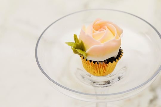 Mondo #127 S/S Petal Piping Tip