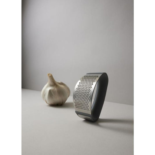 S V N A Garlic Crusher