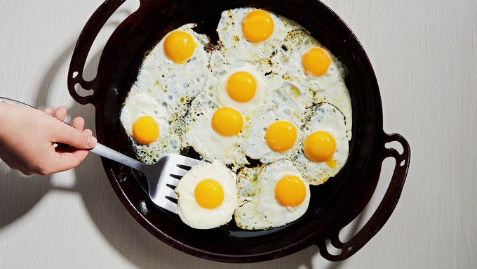 Aus-Ion Quenched ™ 35Cm Iron Bigga Skillet Dual Handles