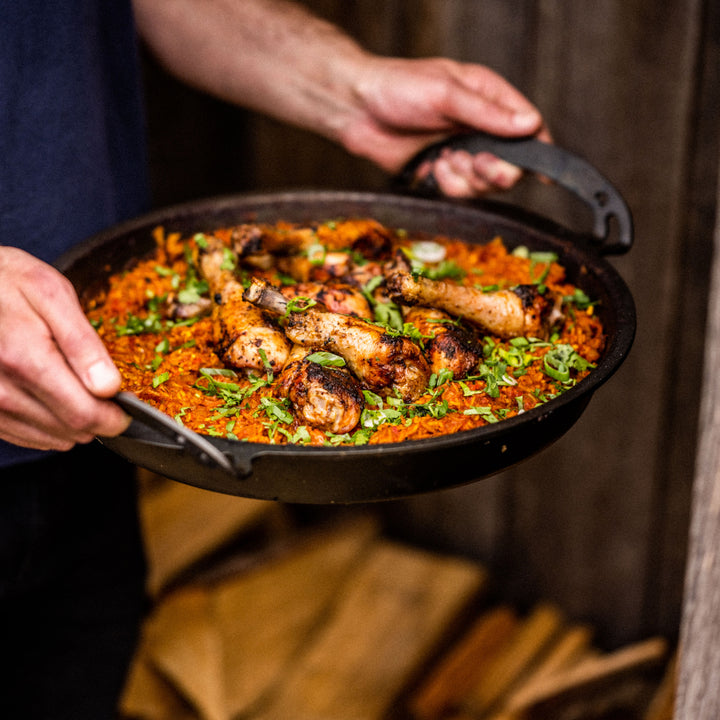 Aus-ion Quenched ™ 30cm Dual Handle Bigga Skillet Iron